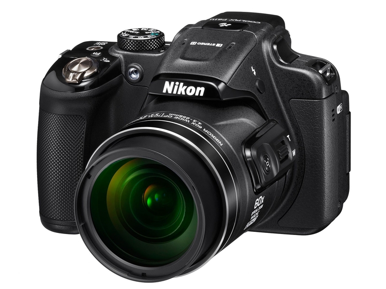 Nowe kompakty Nikon Coolpix - od ergonomicznej hybrydy po modele kiszonkowe